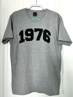 1976 Graphic Tee - Gray unisex T-Shirt